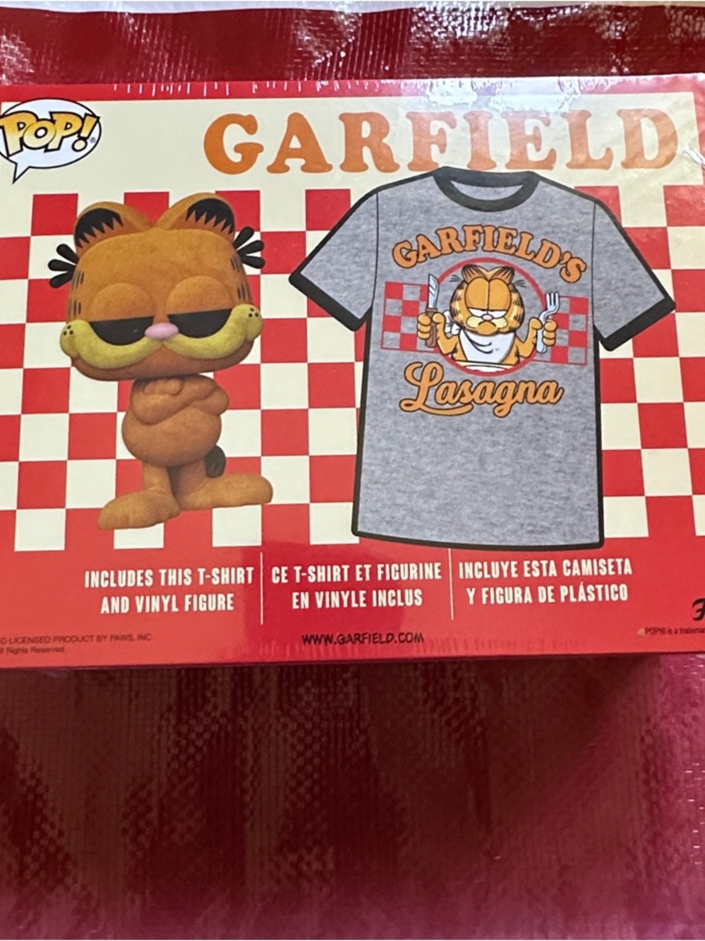 Funko Garfield Red & Grey T-Shirt and Pop! Vinyl Figure Set